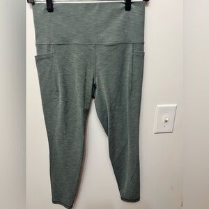 Women’s Athleta Salutation Stash Pocket II 7/8 Tight Leggings,Gray, size M